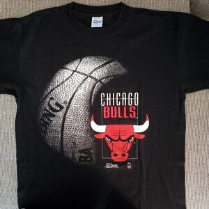 NEVER WORN '90'S CHICAGO BULLS VINTAGE TEE-SHIRT  size Large